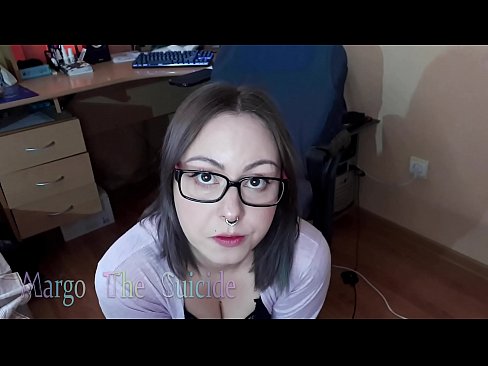 ❤️ Sexig tjej med glasögon suger Dildo djupt på kamera ❤❌ Sexvideo at porn sv.villagesexvideos.ru ️❤