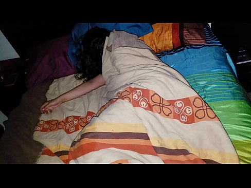 ❤️ Styvbarn som skäller ut sin unga styvmor medan hon sover. ❤❌ Sexvideo at porn sv.villagesexvideos.ru ️❤